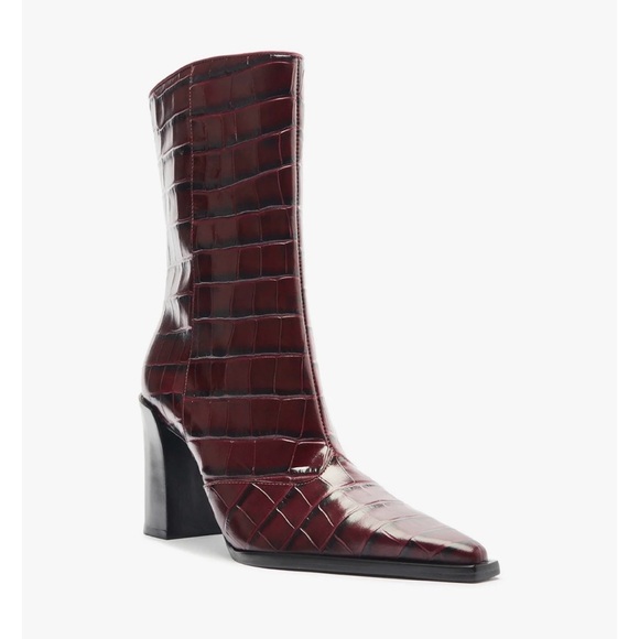SCHUTZ Shoes - NEW never worn Schutz Leather Rafaella Bootie